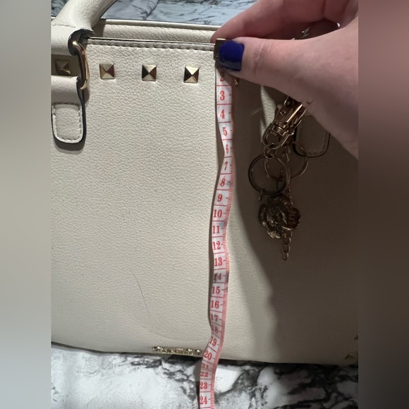 Off white GUESS studded purse - Picture 4 of 4